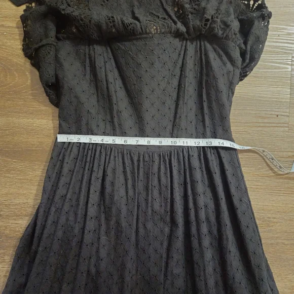 Antonio Melani Black eyelet Dress Midi NWT sz 8 - Picture 11 of 15